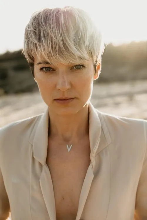 Teresa Ting ha trabajado con Eniko Fulop en 1 ocasiones