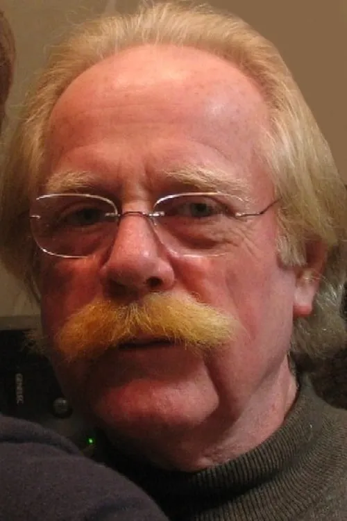 Éric Demarsan interpretando a Self