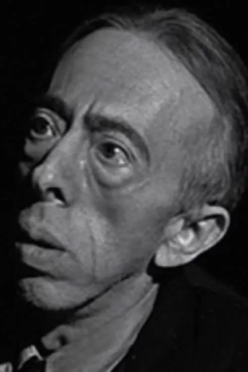 David Hoffman interpretando a Inner Sanctum (archive footage) (uncredited)