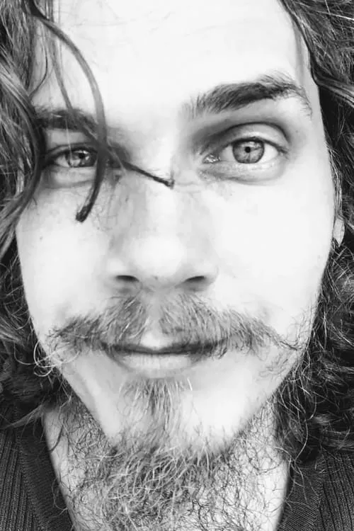 Leona Jhovs ha trabajado con Erik Martíncues en 1 ocasiones