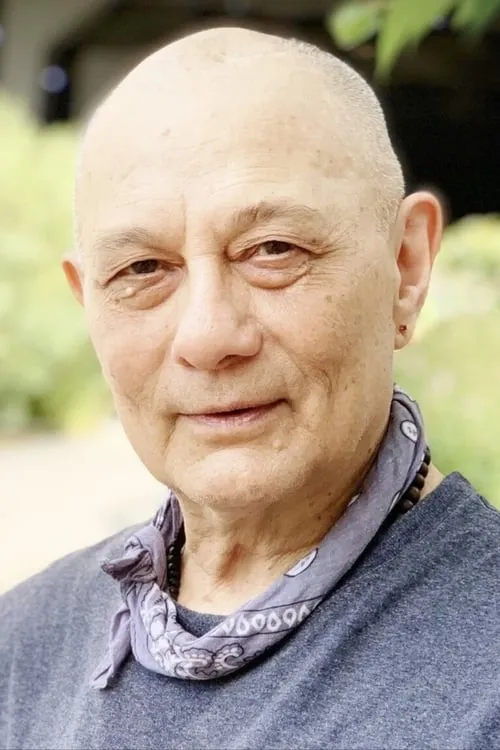 Angie Davis ha trabajado con Ernest Abuba en 1 ocasiones