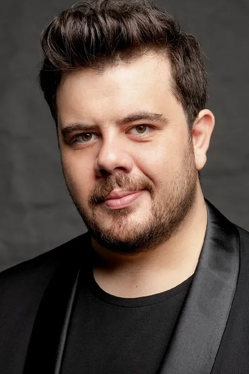 Ibrahim Büyükak ha trabajado con Eser Yenenler en 4 ocasiones