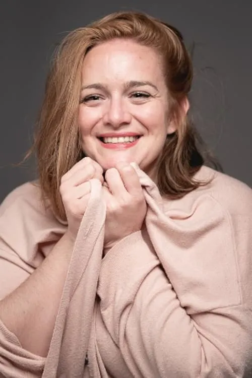 Esperanza Guardado interpretando a Fani