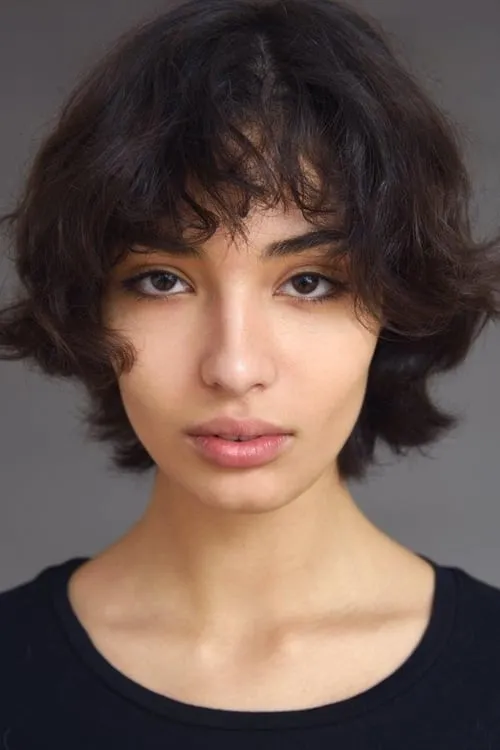 Kiyane Benamara ha trabajado con Esther Bernet-Rollande en 1 ocasiones