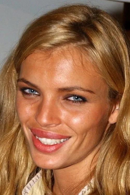 Esther Cañadas interpretando a 