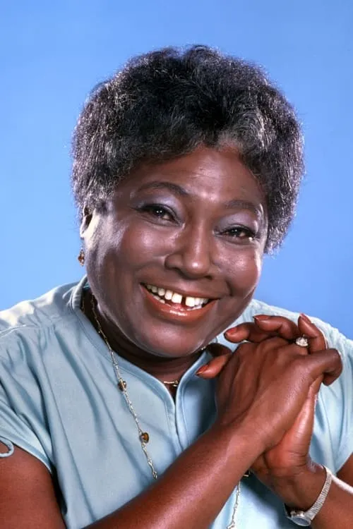 Esther Rolle interpretando a Aunt Sarah