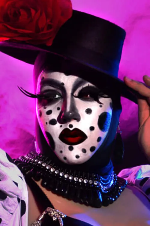 Supremme de Luxe ha trabajado con Estrella Xtravaganza en 1 ocasiones