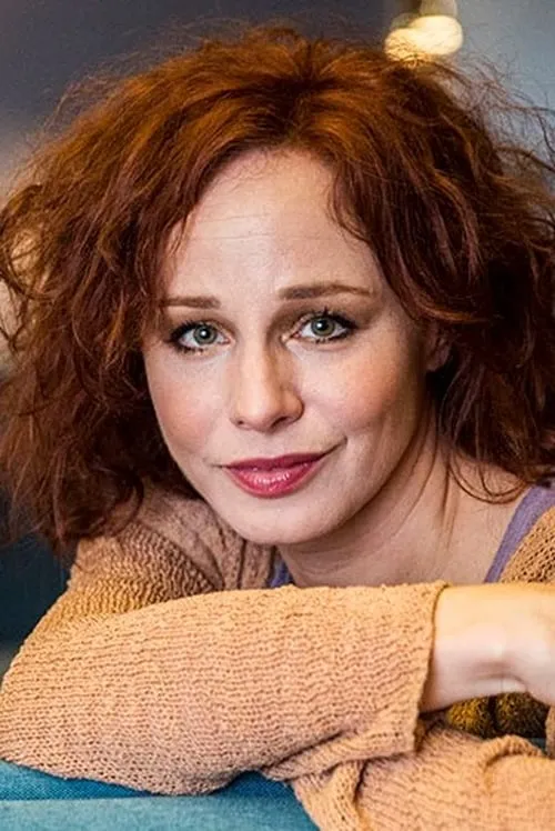 Szonja Oroszlán ha trabajado con Eszter Ónodi en 3 ocasiones