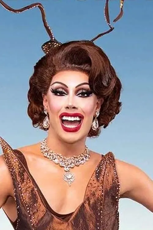 Chris Asimos ha trabajado con Etcetera Etcetera en 2 ocasiones