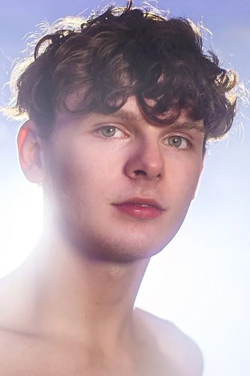 Nathan James ha trabajado con Ethan Tate en 1 ocasiones