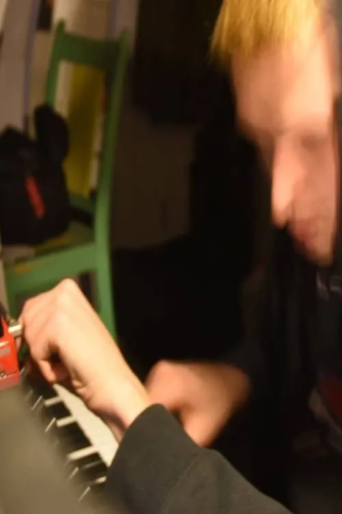 Parker Halliday ha trabajado con Ethan WL en 1 ocasiones