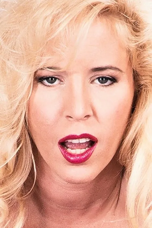 Tawny Peaks ha trabajado con Europe DiChan en 1 ocasiones