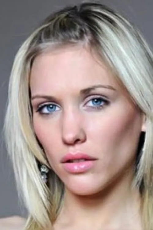 Eva Clément interpretando a