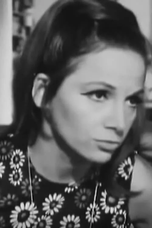 Eva Fridaki interpretando a