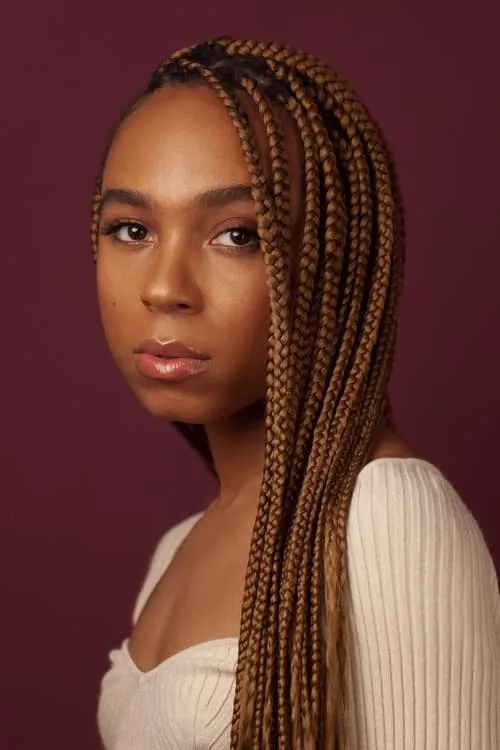 Eva Reign interpretando a Kelsa