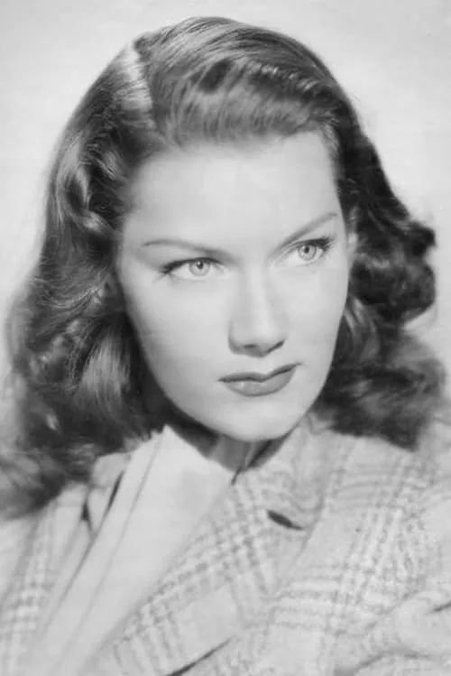 Eve Amber interpretando a Maude Fenwick