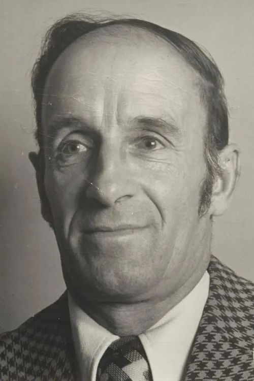 Éverard Leblanc interpretando a Himself