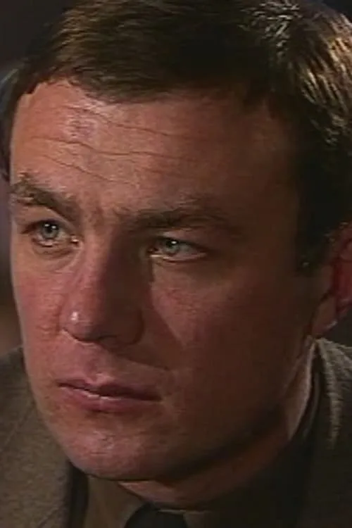 Evgeniy Tetervov en su biografía y filmografía