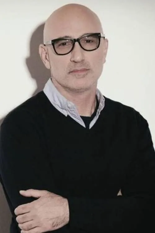 Tomer Heymann ha trabajado con Eytan Fox en 1 ocasiones