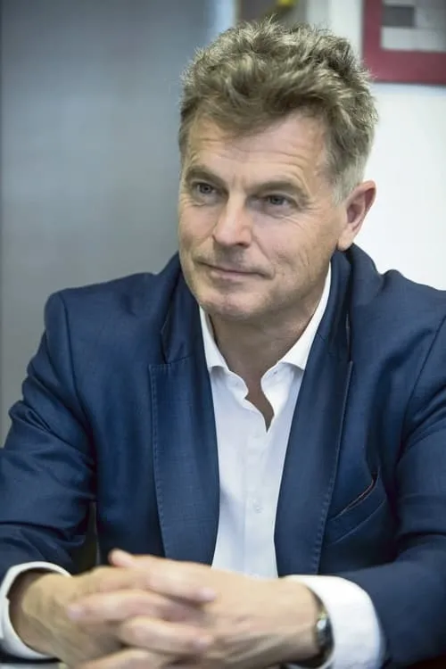 Alexis Corbière ha trabajado con Fabien Roussel en 1 ocasiones