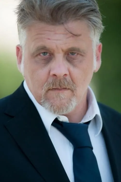 Adriano Guareschi ha trabajado con Fabio De Caro en 1 ocasiones