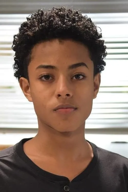 Fabrício Assis — personaje: Tino