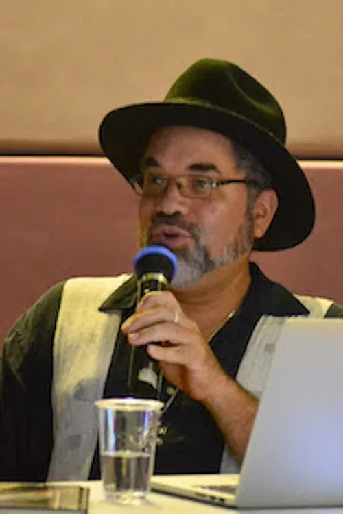 Raúl Pozos ha trabajado con Fabrizio Prada en 1 ocasiones