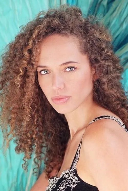 Matthew Roseman ha trabajado con Fanshen Cox en 1 ocasiones