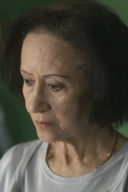 Atika Taoualit ha trabajado con Farida Amrouche en 1 ocasiones