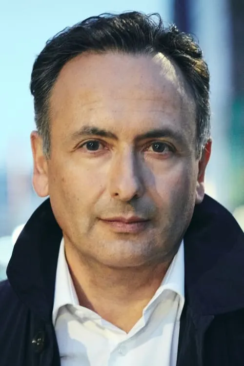 Sophie Veldhuizen ha trabajado con Faroek Özgünes en 1 ocasiones