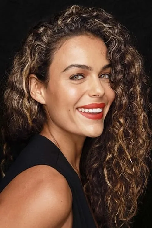 Sensi Lowe ha trabajado con Farrieda Smit en 1 ocasiones