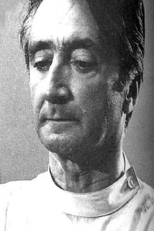 Sheila Whitaker ha trabajado con Farrokh Ghaffari en 1 ocasiones