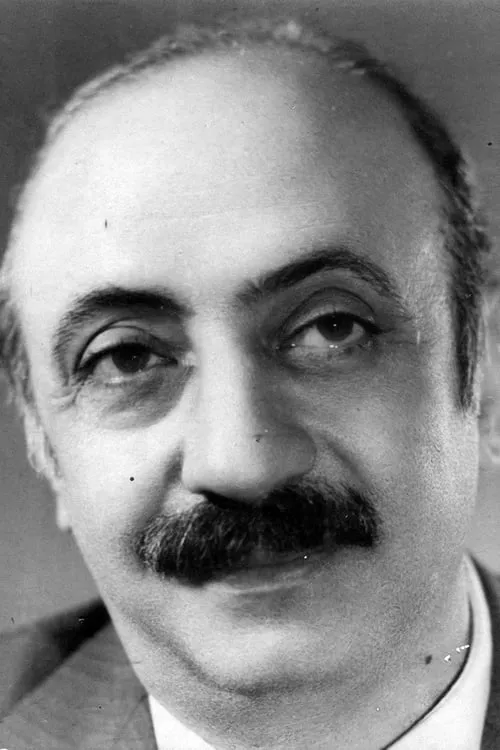 Fazil Salayev interpretando a Gulamali