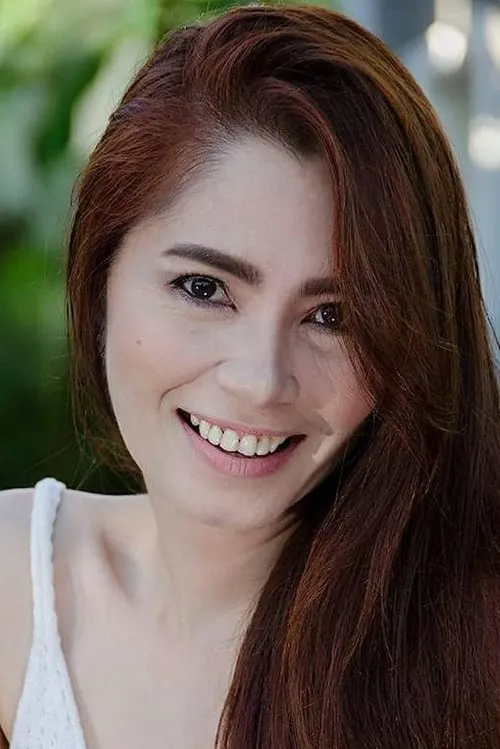 Zara Loayon ha trabajado con Fe Saligumba en 1 ocasiones