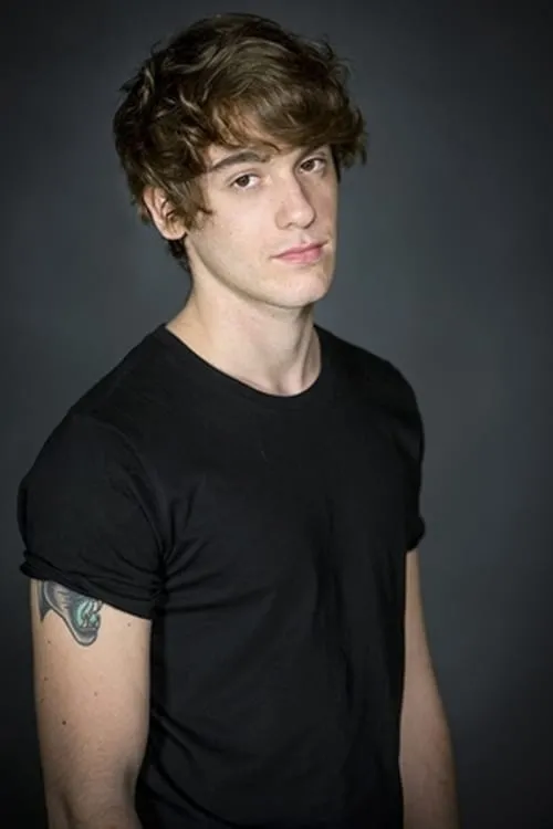 Federico Cesari interpretando a Vittorio