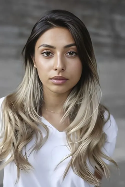 Felicia Kartal — personaje: Faye