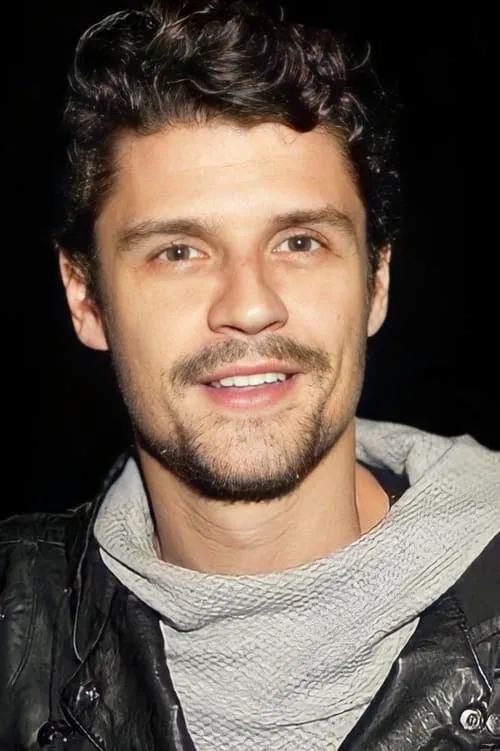 Giovanna Ewbank ha trabajado con Felipe Solari en 1 ocasiones