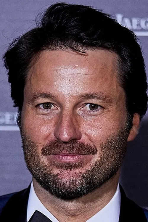 Fernando Andina interpretando a Príncipe Juan Carlos