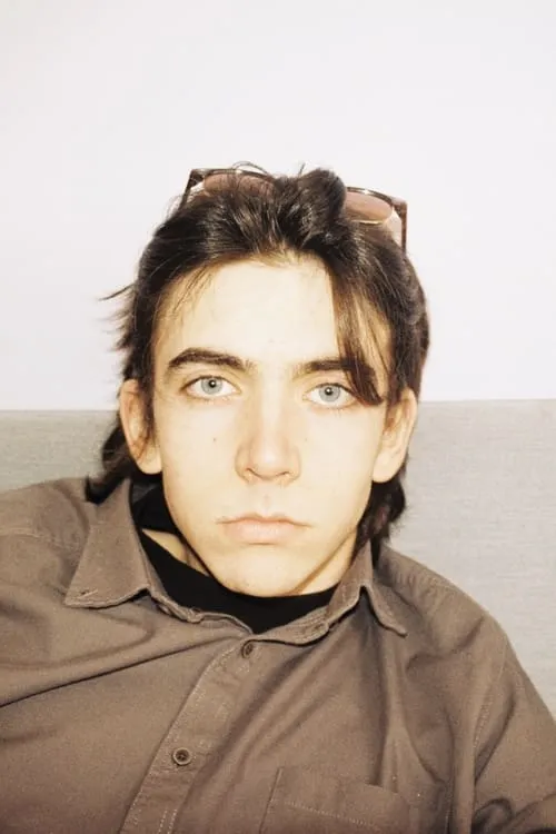 Tim Bernardes ha trabajado con Fernando Sá Machado en 1 ocasiones