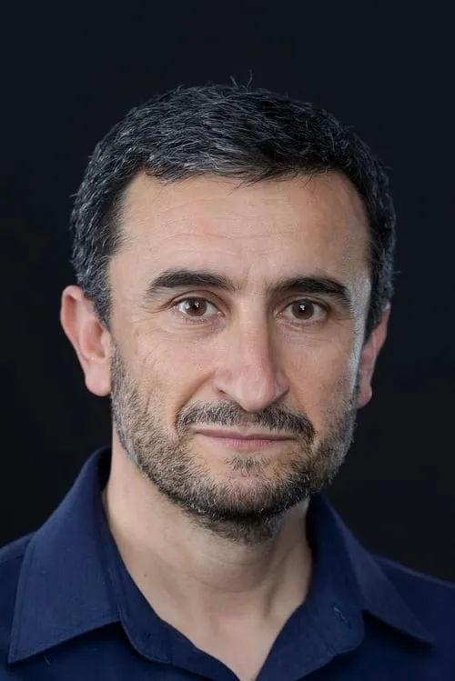 Owen Whitelaw ha trabajado con Firas Ibrahim en 1 ocasiones