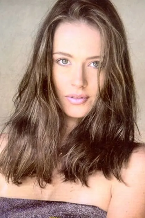 Luke Grande ha trabajado con Flávia Gleske en 1 ocasiones