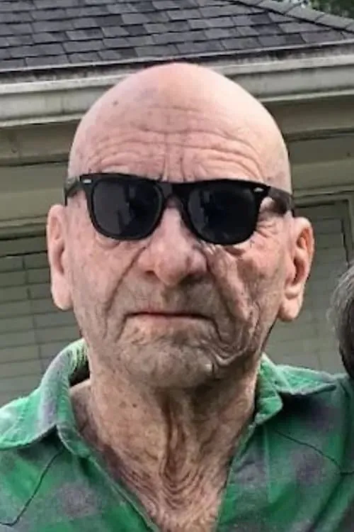 Oswaldo Posas ha trabajado con Flip Fitch en 1 ocasiones