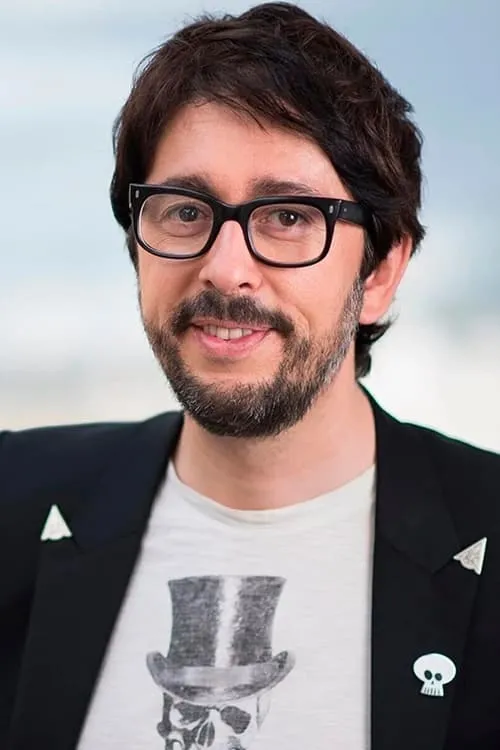 Cora Tiedra ha trabajado con Flipy en 1 ocasiones