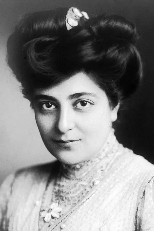 Flora Zabelle interpretando a Marybelle Loring / The Princess