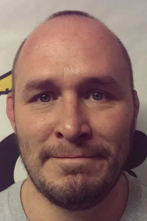 Mike Bourke ha trabajado con Floyd Sword en 1 ocasiones