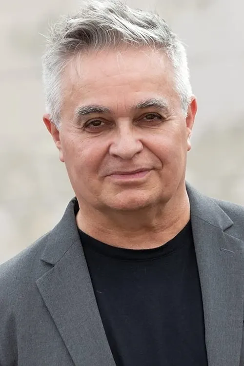 Johnnie Hobbs Jr. ha trabajado con Fran Pultro en 1 ocasiones