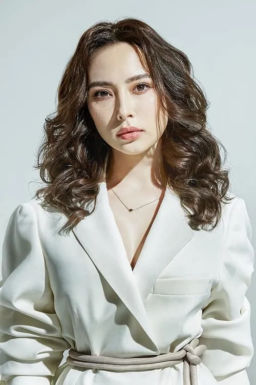 Lawrence Kao ha trabajado con Francesca Corney en 1 ocasiones