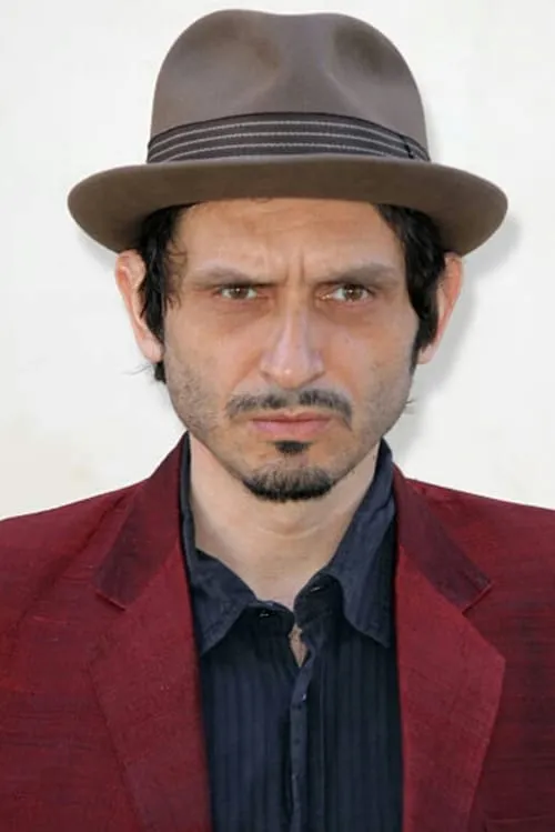 Francesco Cabras interpretando a as Grigorij Efimovic Rasputin