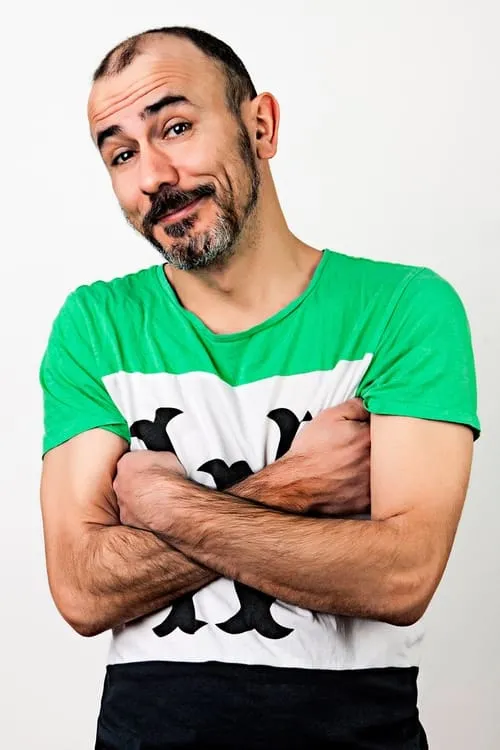 Francho Aijón interpretando a Joaquín Kibris