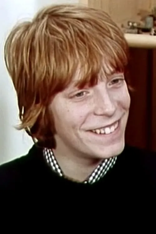 Stephen Bratt ha trabajado con Francis Gilson en 1 ocasiones